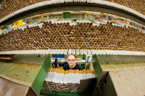 Тютюнові компанії виступили проти різкого підвищення акцизу на цигарки