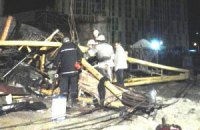 В Киеве рухнул башенный кран, погибла крановщица