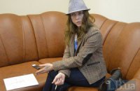 Російські депутати вмовляють Савченко визнати провину, - сестра
