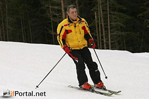 Ющенко во время газового кризиса катался на лыжах, а теперь критикует договоренности - БЮТ
