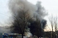 В Одессе горит рынок стройматериалов (ОБНОВЛЕНО, видео)