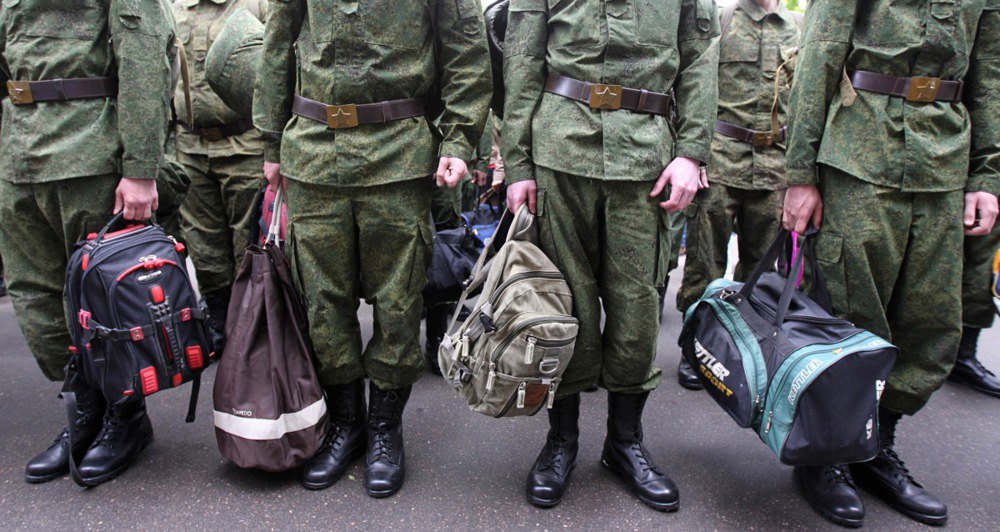 Призовники на призовному пункті в Москві, Росія.