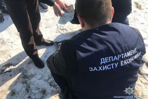 У Львові поліція затримала подружжя хабарників