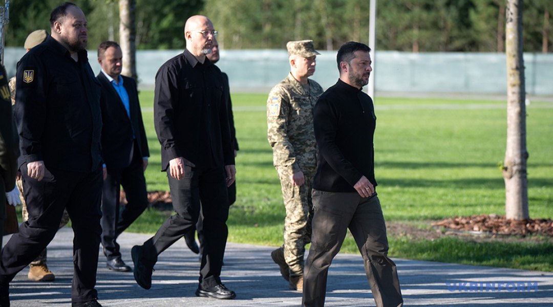 за участі Президента Володимира Зеленського відбулося офіційне відкриття Національного військового меморіального кладовища.