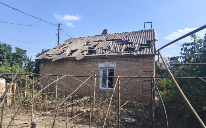 Внаслідок російських ударів по Дніпропетровщині постраждали двоє людей