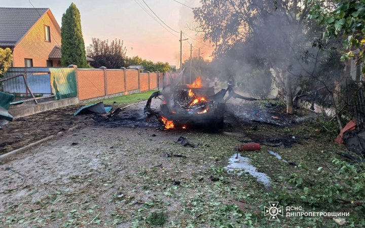 Головне за ніч та ранок четверга, 7 серпня: атака на Дніпро, майже 150 боєзіткнень, нові тарифи Трампа 