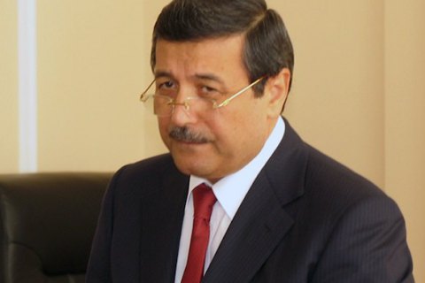 В Узбекистані розпочався суд над колишнім генпрокурором, звинуваченому в хабарах і вимаганні