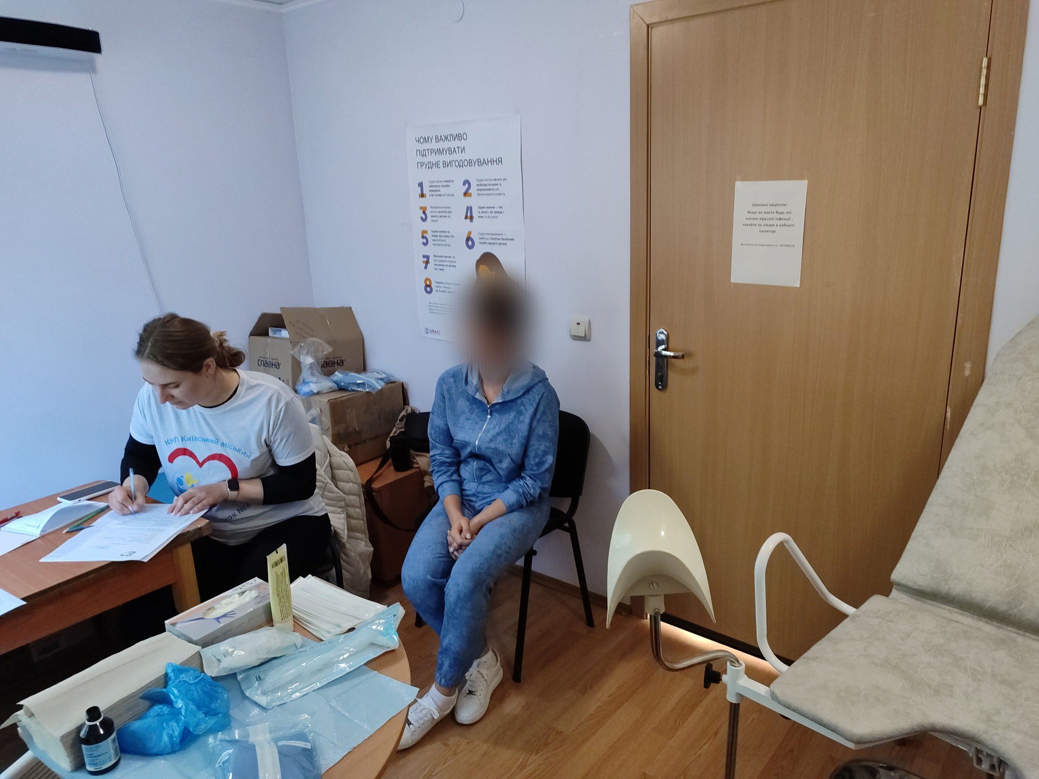 Проєкт <i>Assisto</i> надає холістичну допомогу постраждалим від сексуального насильства під час конфлікту: консультації з
питань психологічної підтримки, медичну допомогу, гінекологічні прийоми в деокупованих районах.