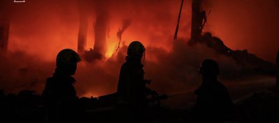 Росіяни атакували Київ балістикою та "Цирконами", є загиблі, пошкоджено пологовий будинок (оновлено)