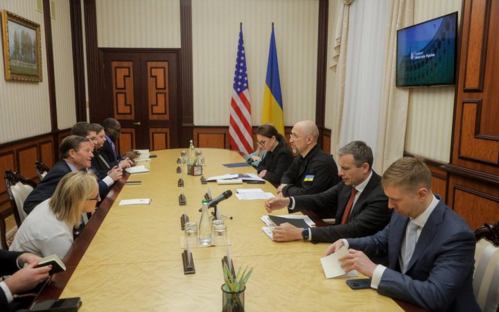 Шмигаль обговорив із сенаторами Блюменталем і Гремом посилення санкцій проти Росії