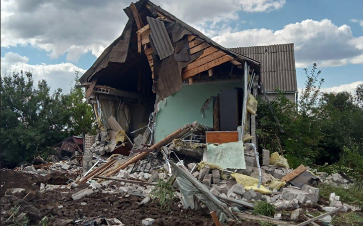 У Слов’янську після обстрілів РФ з-під завалів будинку вилучили тіла двох чоловіків