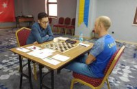 Украинец Аникеев выиграл финал у россиянина и стал чемпионом Европы по шашкам-64
