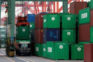 Експорт товарів з України від початку року перевищив імпорт на $500 млн
