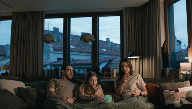 Кадр із фільму «Як розлучитися під час війни». 