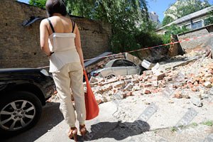 ​В Севастополе рухнула бетонная плита на шестилетнего мальчика