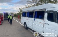 ​На трасі Київ-Одеса перекинувся мікроавтобус із пасажирами