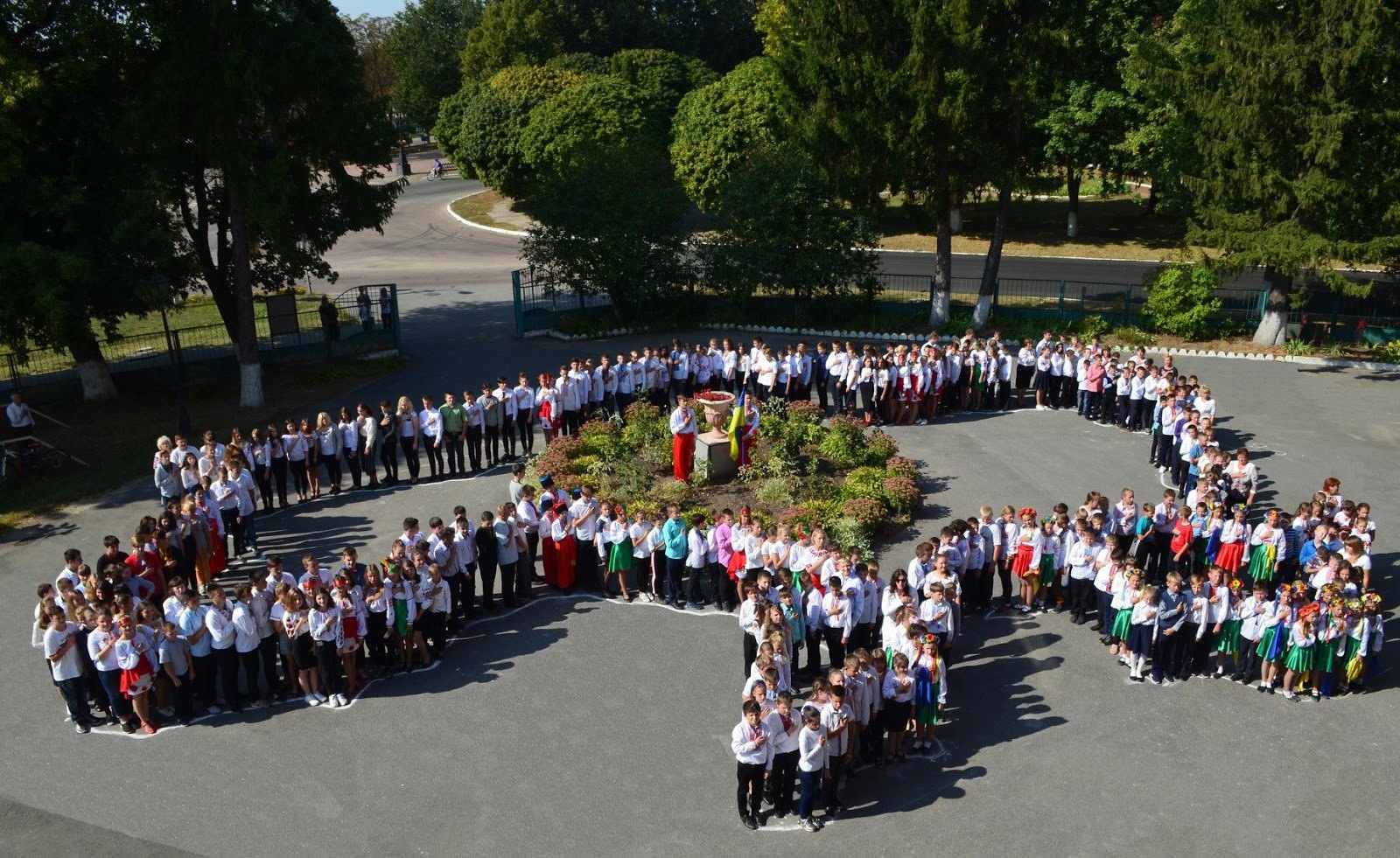 Реалізація Концепції національно-патріотичного виховання в системі освіти України, активізації національно-патріотичного виховання учнівської молоді і популяризація вивчення історії.