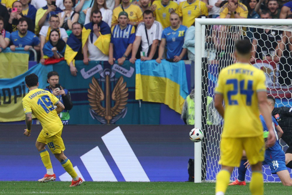 Mykola Shaparenko equalises in the match Slovakia - Ukraine at Euro 2024