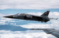 France considering transferring its Mirage fighter jets to Ukraine