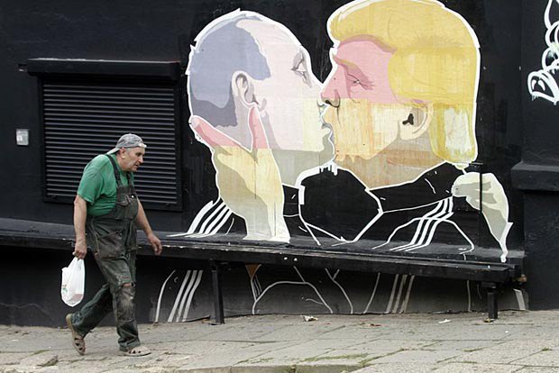 Graffiti on the wall of a restaurant in Vilnius, Lithuania, 4 August 2016