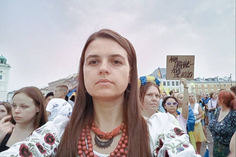 Apchel during a rally in Warsaw supporting Ukraine
