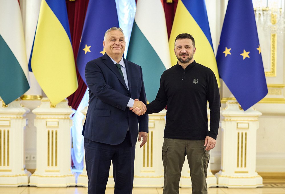 Viktor Orban and Volodymyr Zelenskyy during a meeting in Kyiv