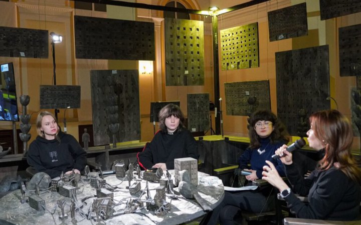 Where is home? How war is reshaping Ukrainian experiences of diaspora and internal displacement