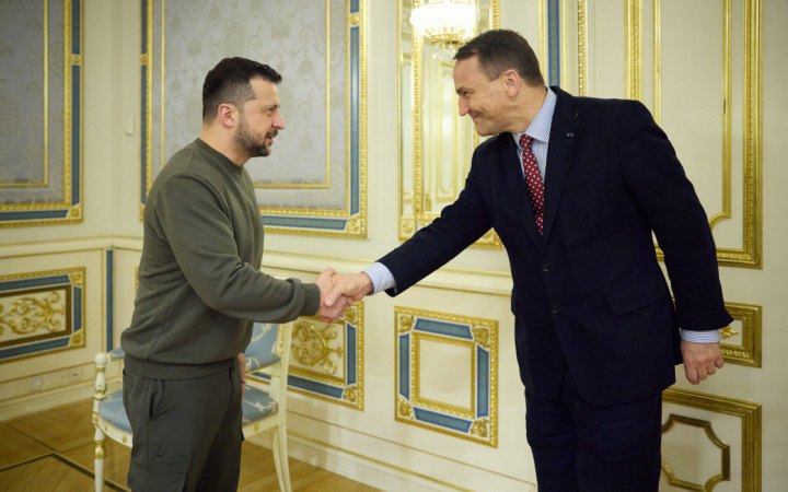 Zelenskyy receives new Polish foreign minister