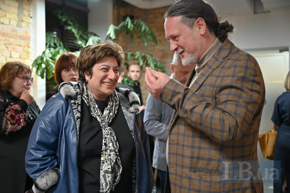  Andriy Rizol and Rena Marutyan