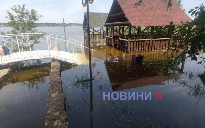 Coastal zone in Mykolayiv's Namyv neighbourhood flooding