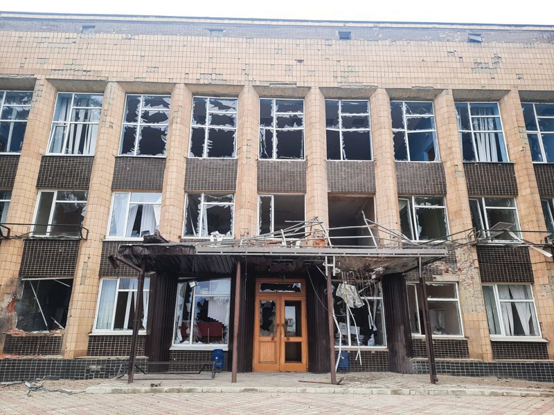 The destroyed village council in Dvorychna, the village of Kupyansk district in the Kharkiv Region