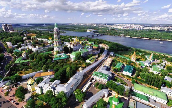 One of Kyiv Pechersk Lavra churches grabs police attention by promoting "Russian world"