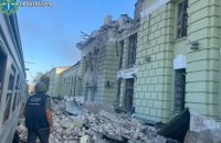 Russia strikes Lozova in the Kharkiv Region, killing two and injuring thirteen