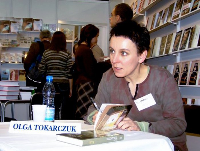 Olga Tokarczuk signs a book, Krakow, 2005