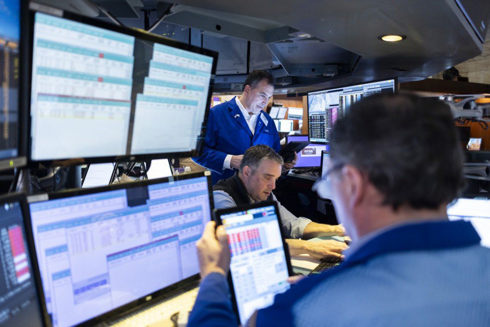 Traders on the New York Stock Exchange, 16 April, 2025