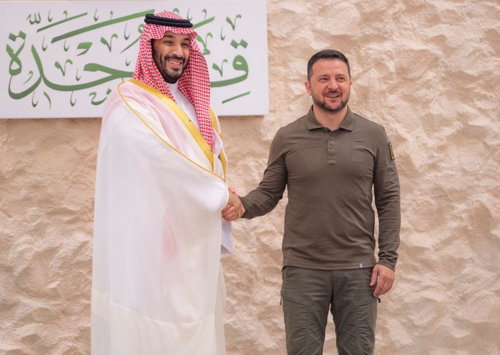 President of Ukraine met with Crown Prince and Prime Minister Muhammad bin Salman Al Saud in Saudi Arabia, 19 May 2023.