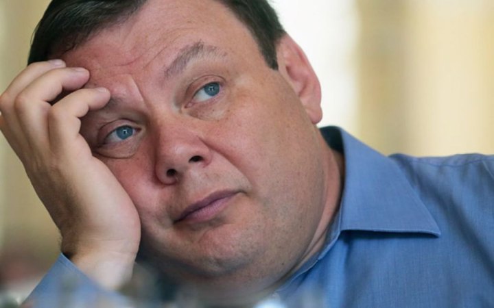 Russian oligarch Fridman served with notice of suspicion