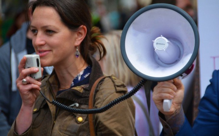 Feminist diplomacy: let's speed up mobilisation