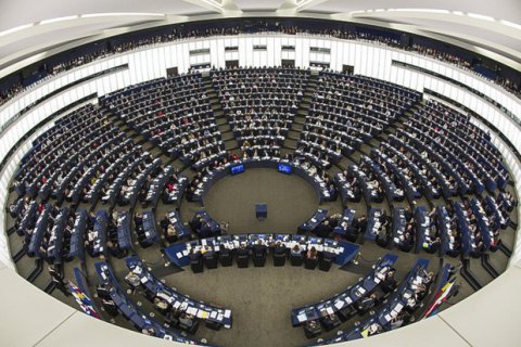 European Parliament adopts resolution calling for Sentsov's release