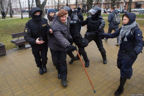 Belarusian police clamp down on Day of Freedom rally