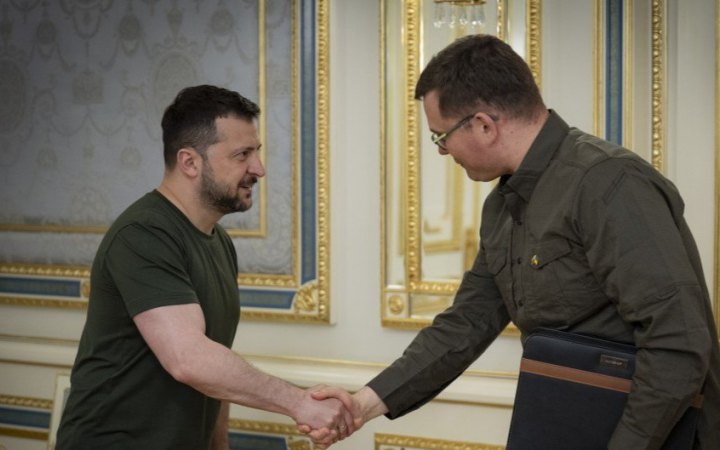 Zelenskyy meets with newly appointed Lithuanian Defence Minister in Kyiv as part of his first foreign visit