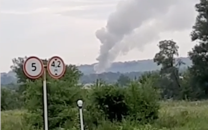 DIU attacks Russian warehouse in Voronezh Region: video of consequences