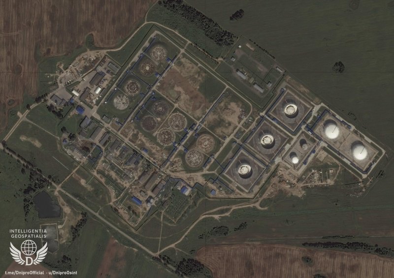 Satellite image of the Unecha oil pumping station before the attack