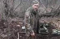 Russians shoot unarmed Ukrainian soldier on camera