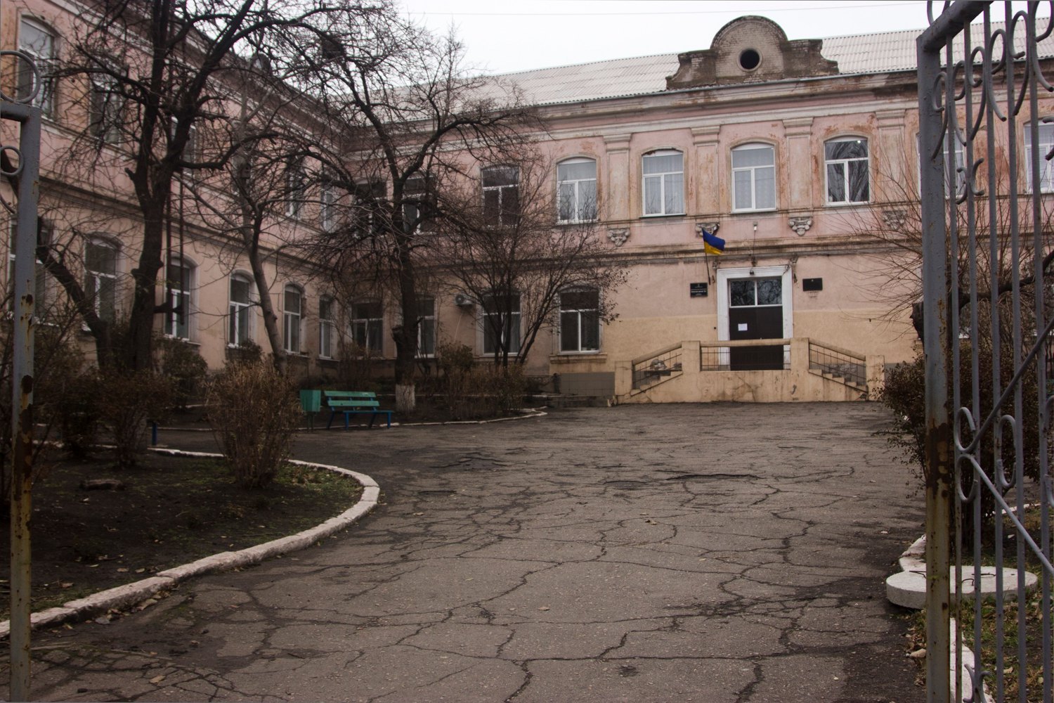 The courtyard of the school № 1, once the Mariyinska Women’s Gymnasium, founded in 1876