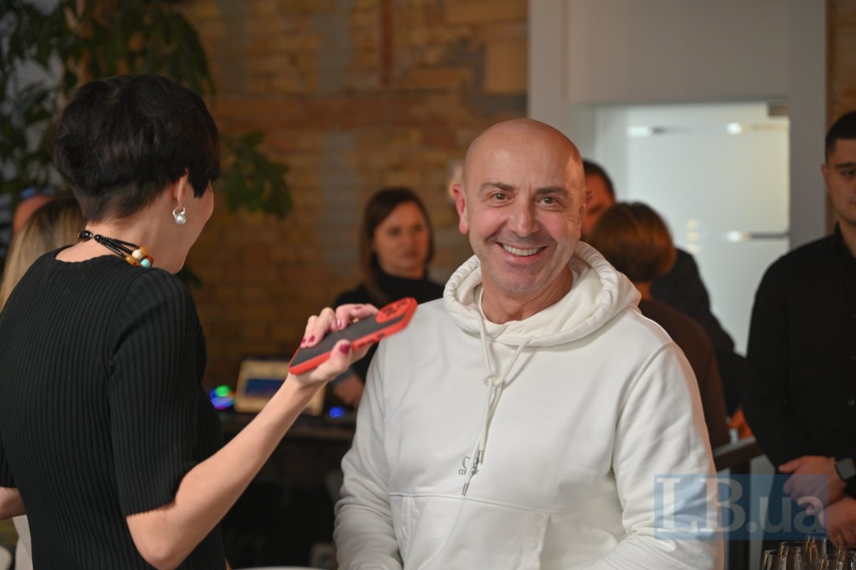  Artur Yurchenko, head of Taykun, and Sonya Koshkina