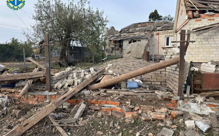 Elderly woman dies in her own house after Russian air strike in Sumy Region