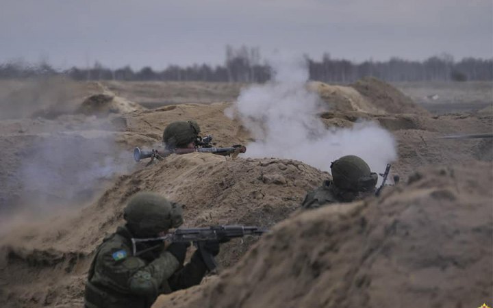 Belarusian army cannot attack Ukraine on its own - intelligence