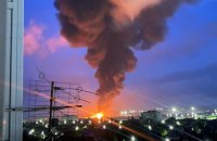 Oil storage facility on fire in Russia’s Azov 