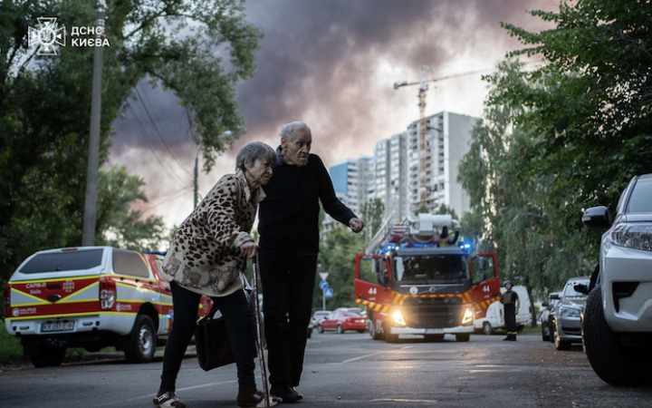 Massive Russian attack on Kyiv damages over 20 sites, injures dozens
